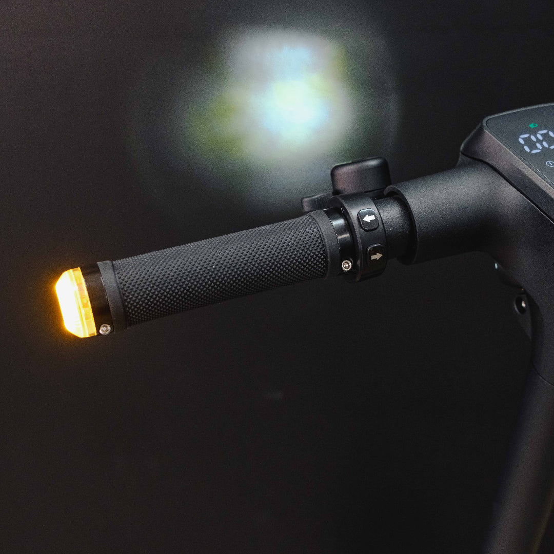Benzina Zero V-10 foldable electric scooter