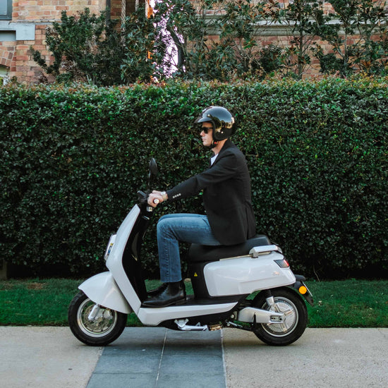 benzina zero city electric moped scooter 